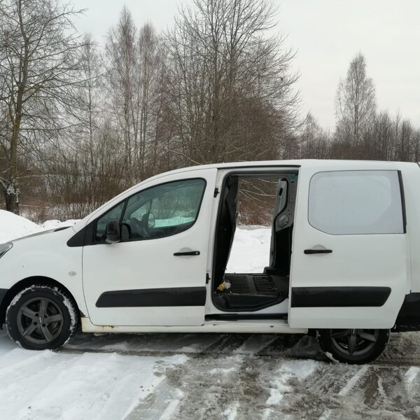 Mobility solutions for small cargo and parcell deliveries